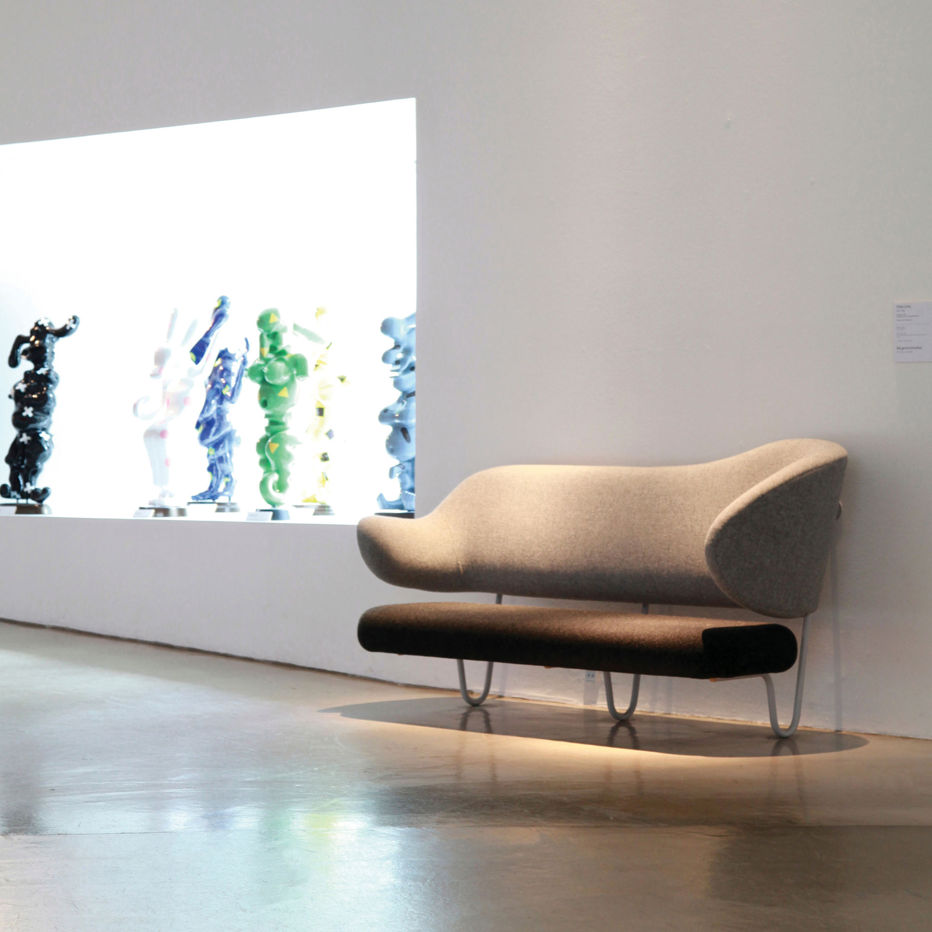 The Wall Sofa